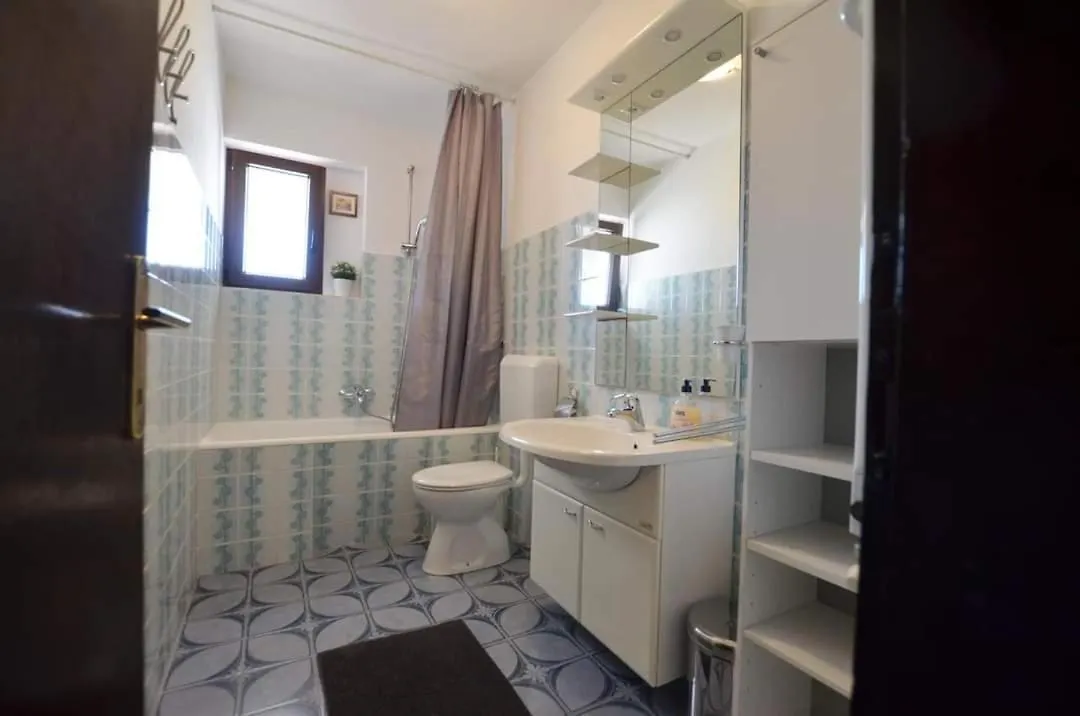 רוביני Tony Apartments