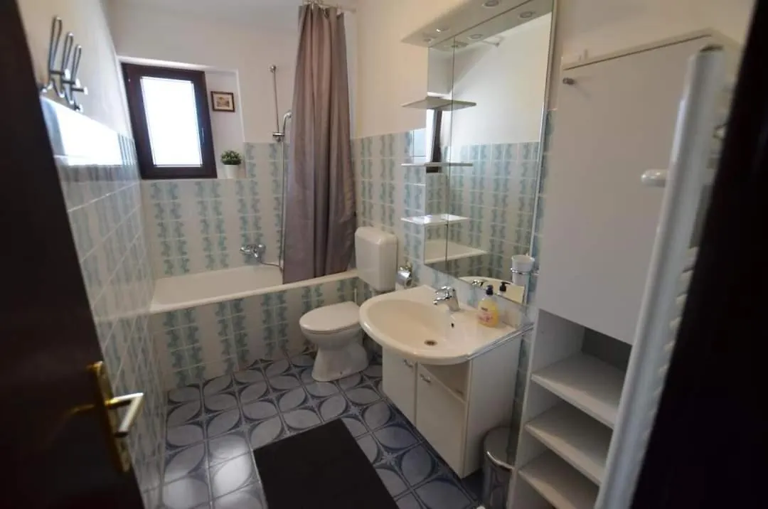 רוביני Tony Apartments 0*,  קרואטיה